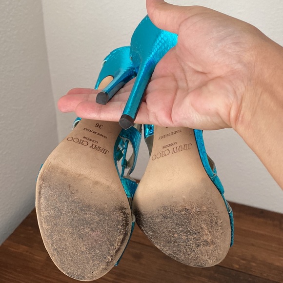 Gorgeous metallic blue Jimmy Choo heels - Picture 7 of 11